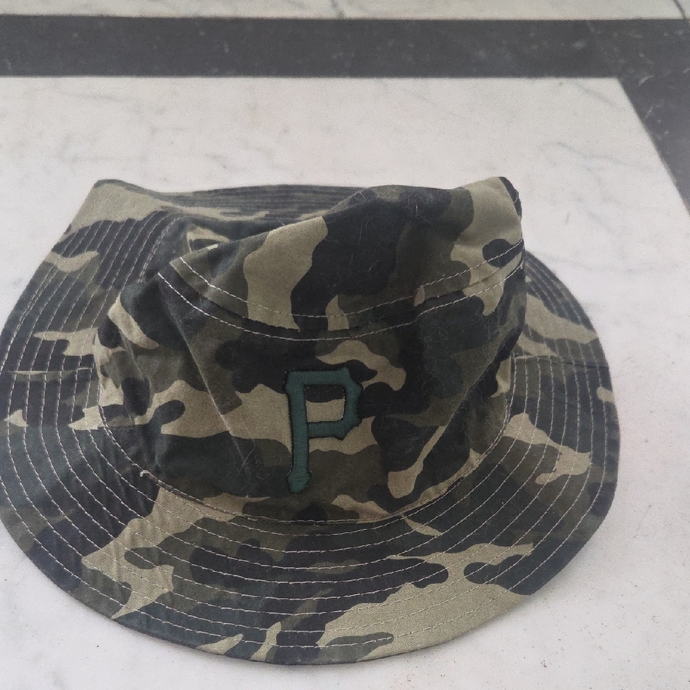 Camouflage Bucket Hat with P Logo